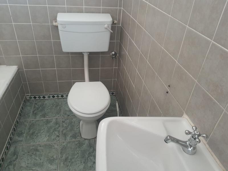 To Let 1 Bedroom Property for Rent in Sarepta Western Cape
